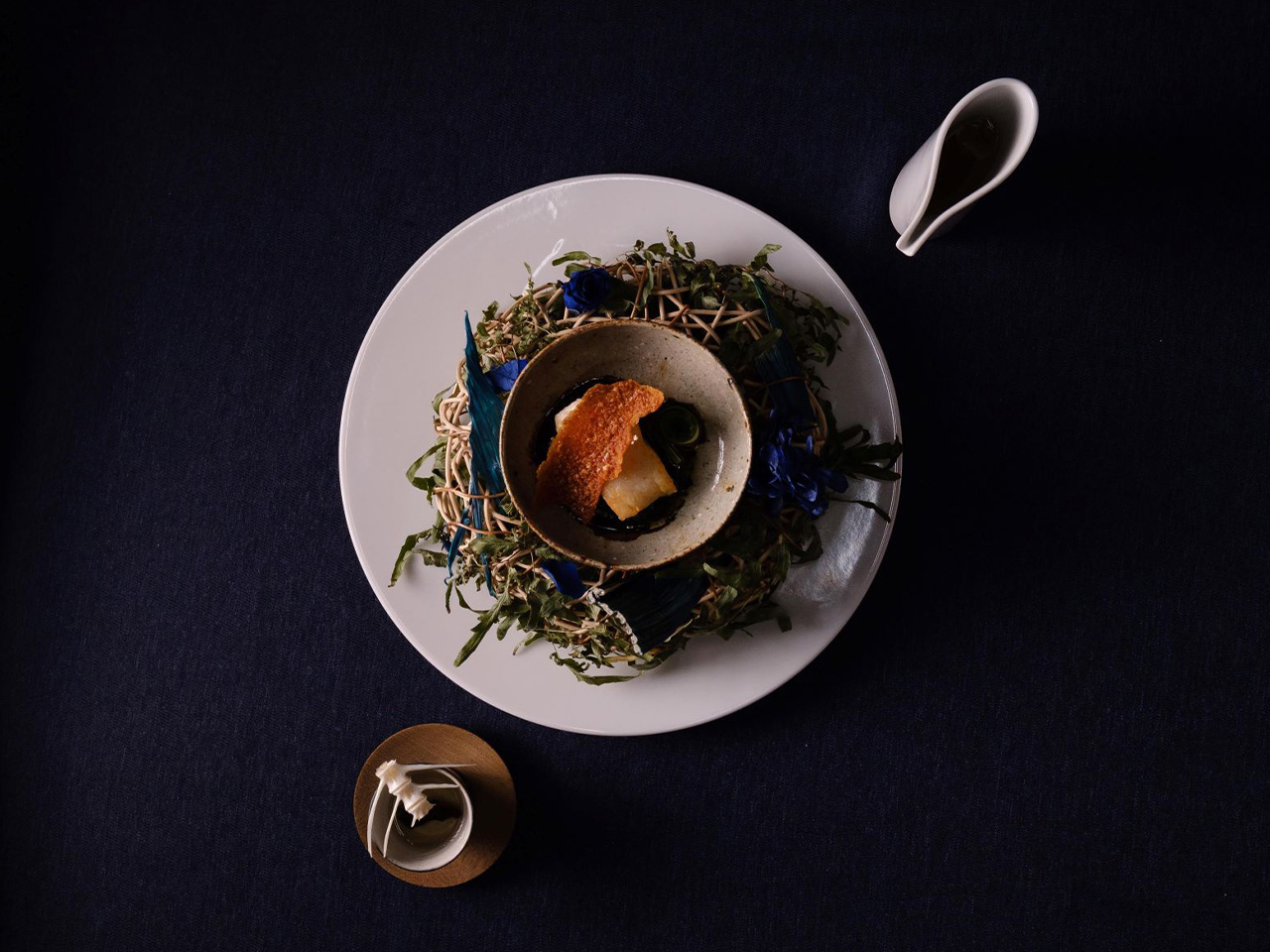 紺碧ザ・ヴィラオールスイートで提供される料理